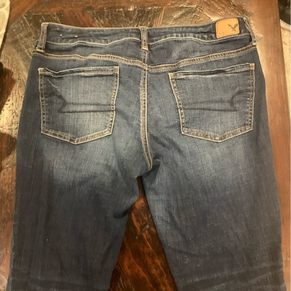 American Eagle - Picture 4 of 5